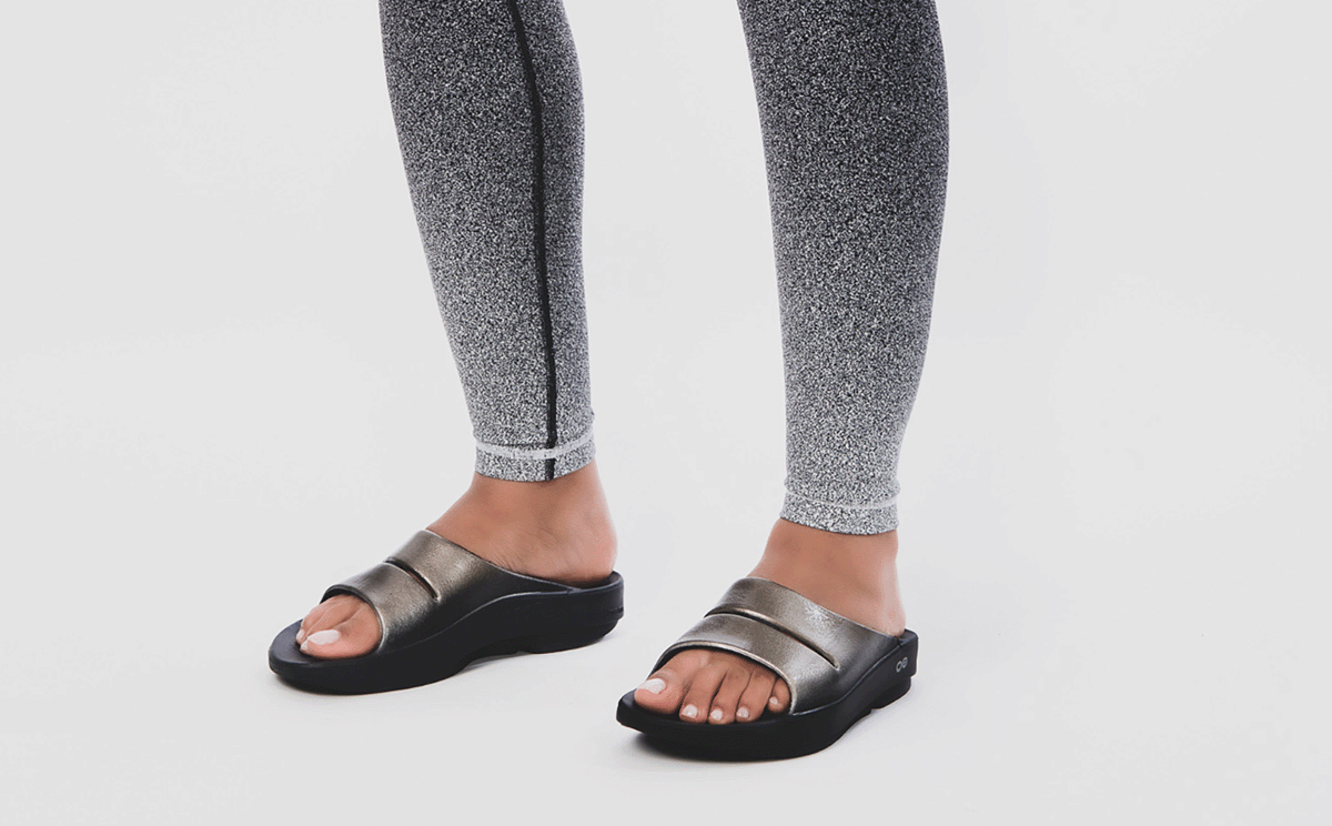 Women's OOahh Luxe Slide Sandal - Latte