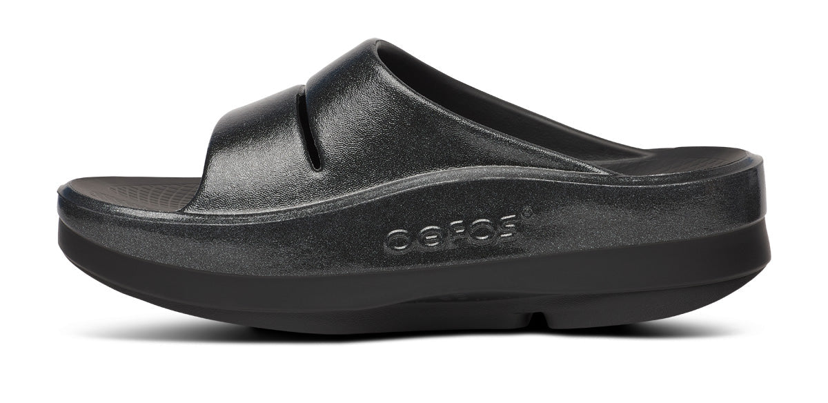 Women's OOmega OOahh Stacked Sandal - Black Sparkle