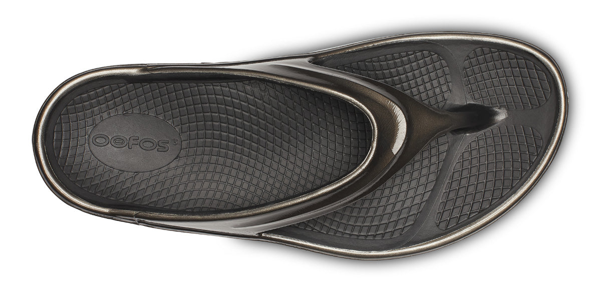 Women's OOmega OOlala Stacked Sandal - Titanium Mirror