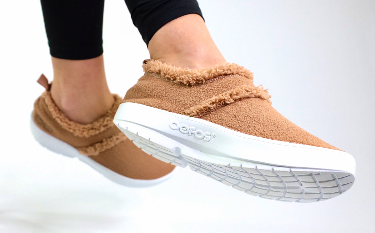 Women's OOcoozie Low Shoe - Chestnut (SALE)