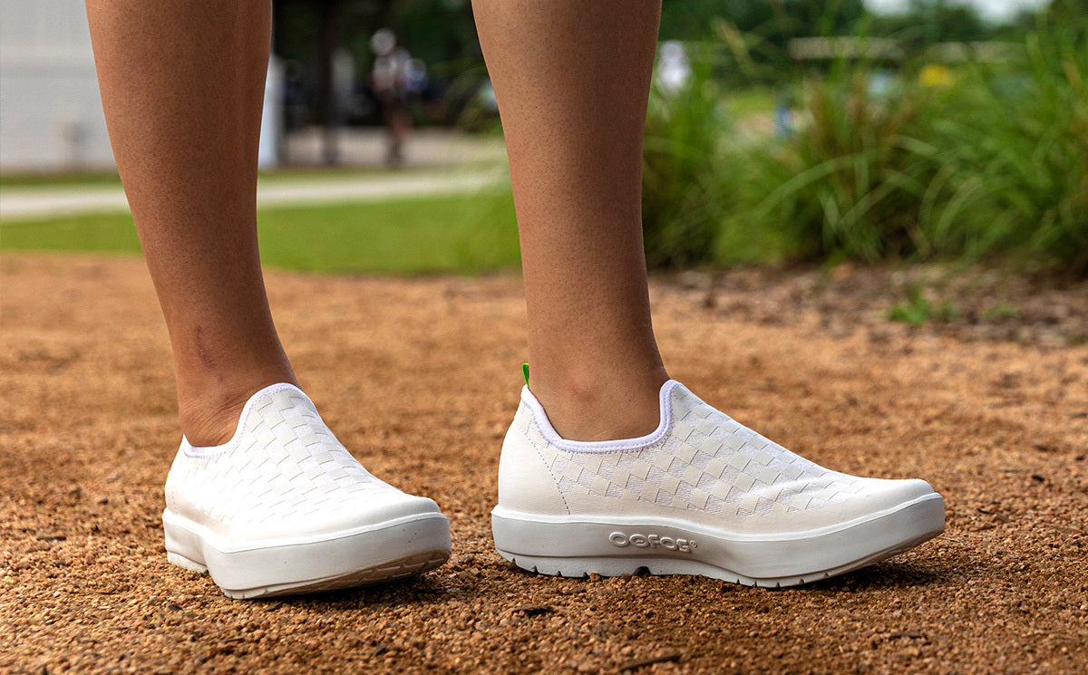 Women's OOmg eeZee Low Shoe - White Checker (SALE)